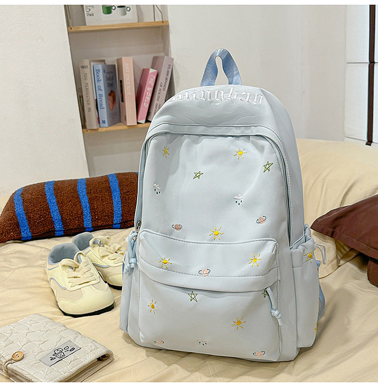 Klassischer bestickter Schulrucksack