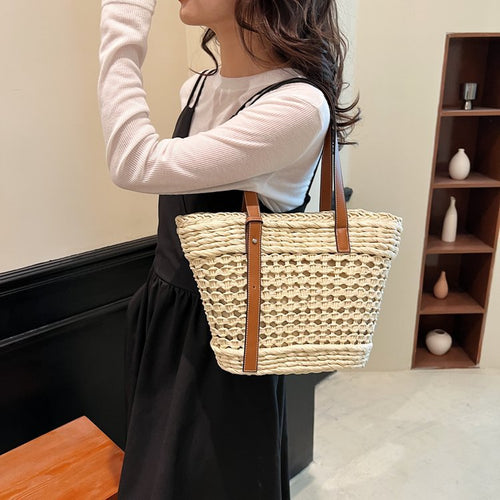 Korbtasche mit elegantem Ledergriff Skanto