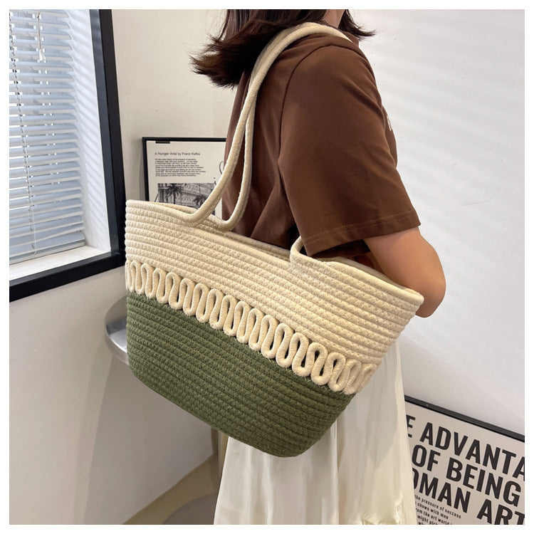 Elegante handgemachte Strandtasche mit feinem Flechtmuster Skanto