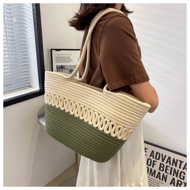 Elegante handgemachte Strandtasche mit feinem Flechtmuster Skanto