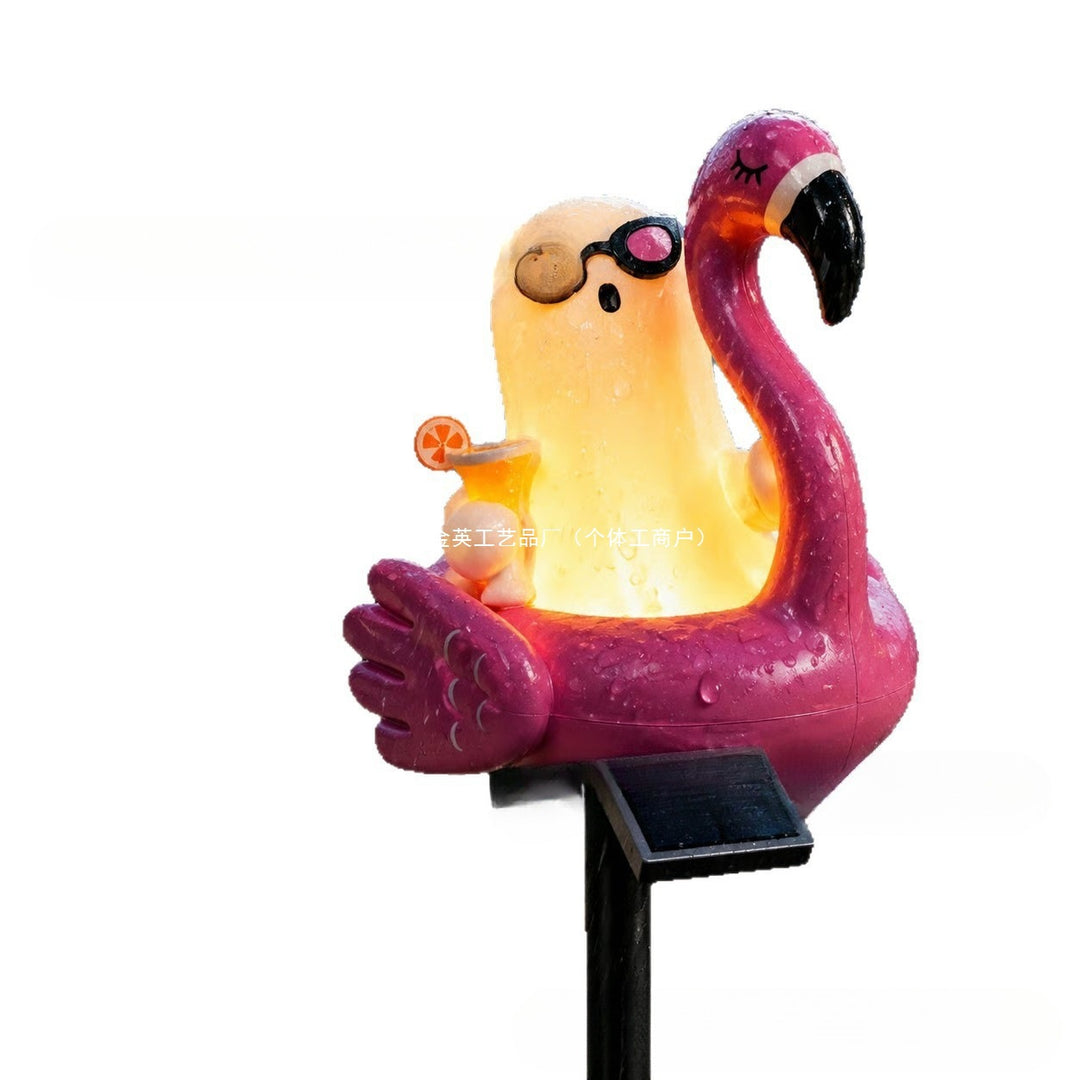 Verspielte Solar-Flamingo Gartenstecker Laterne mit integrierter LED-Figur und Erdspieß Skanto