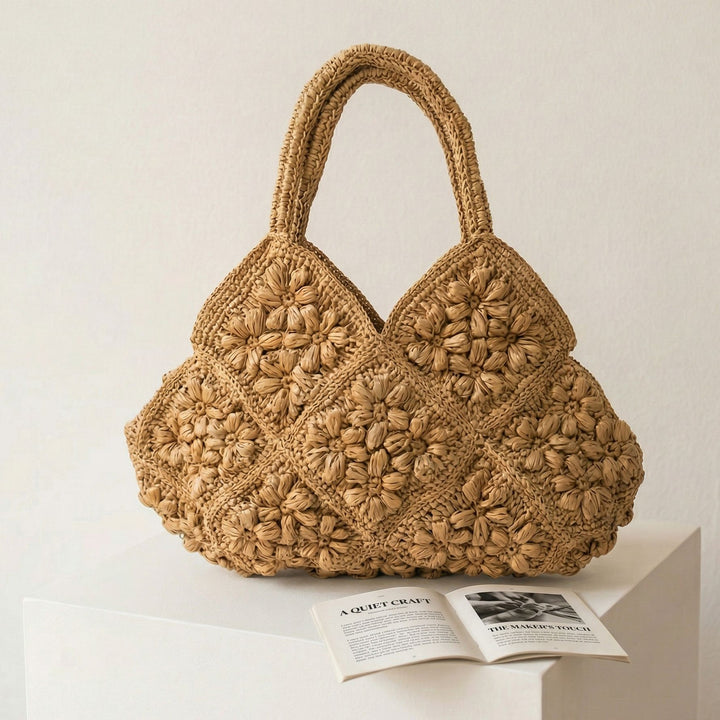 Skanto Makramee-Handtasche mit botanischen 3D-Applikationen Skanto