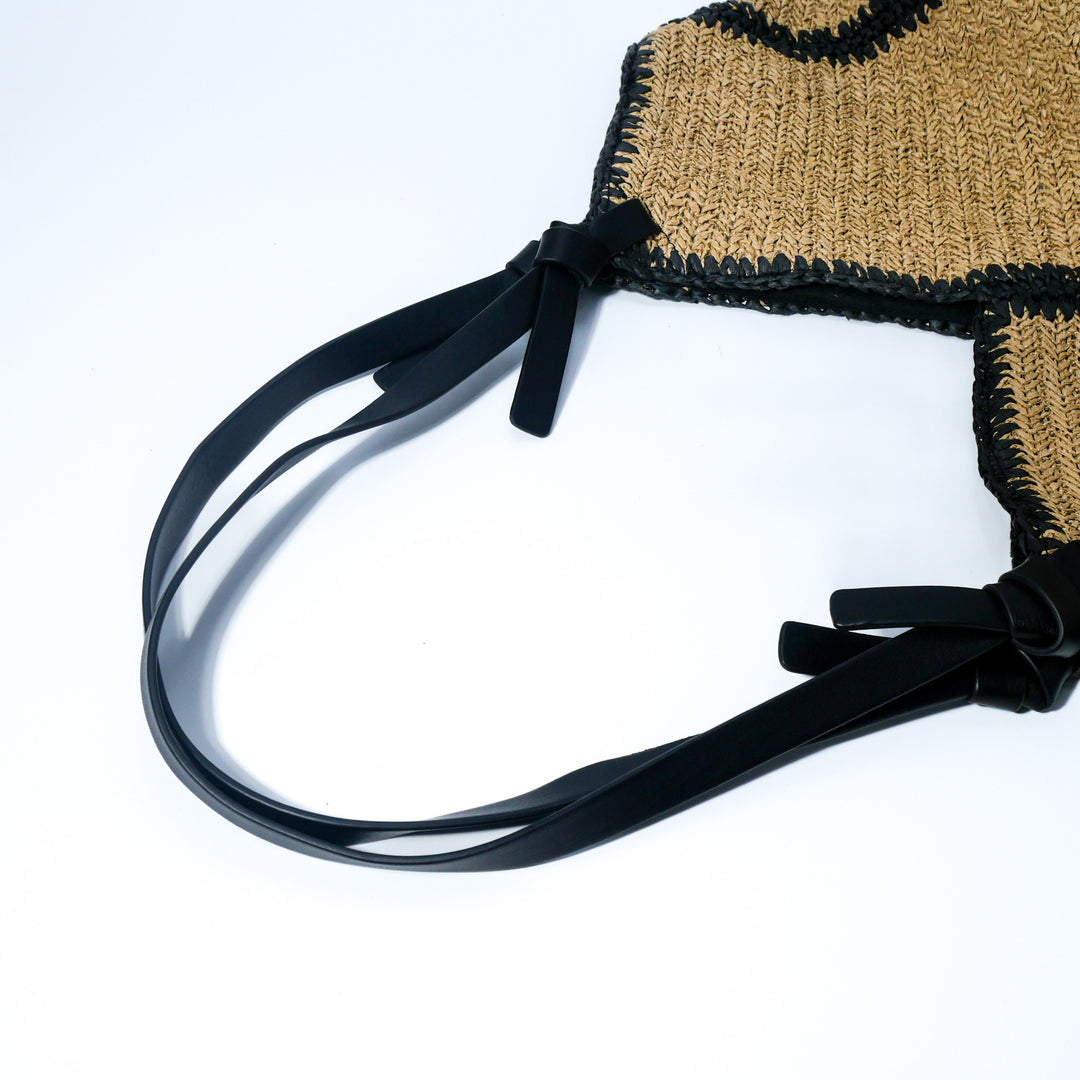 Moderne Strandtasche aus gewebtem Naturmaterial mit Ledergriffen Skanto