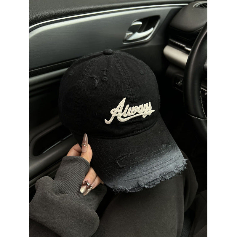 Damen Baseballkappe im Used-Look aus Jeans Skanto