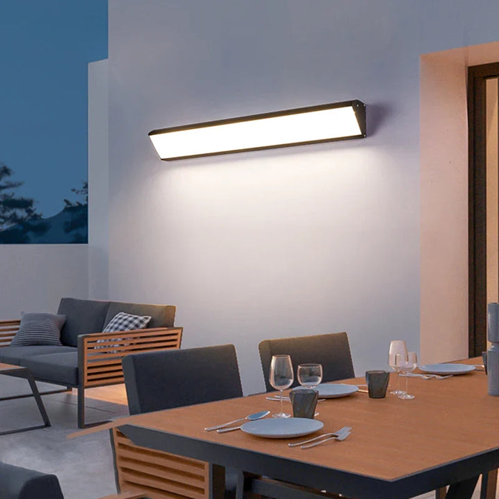 PatioGlow – Wasserdichte LED-Wandleuchte