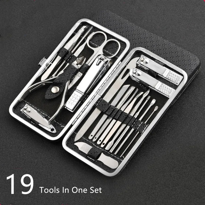 Skanto | LuxeTools 19-teiliges professionelles Nagel- und Fußpflegeset aus Edelstahl