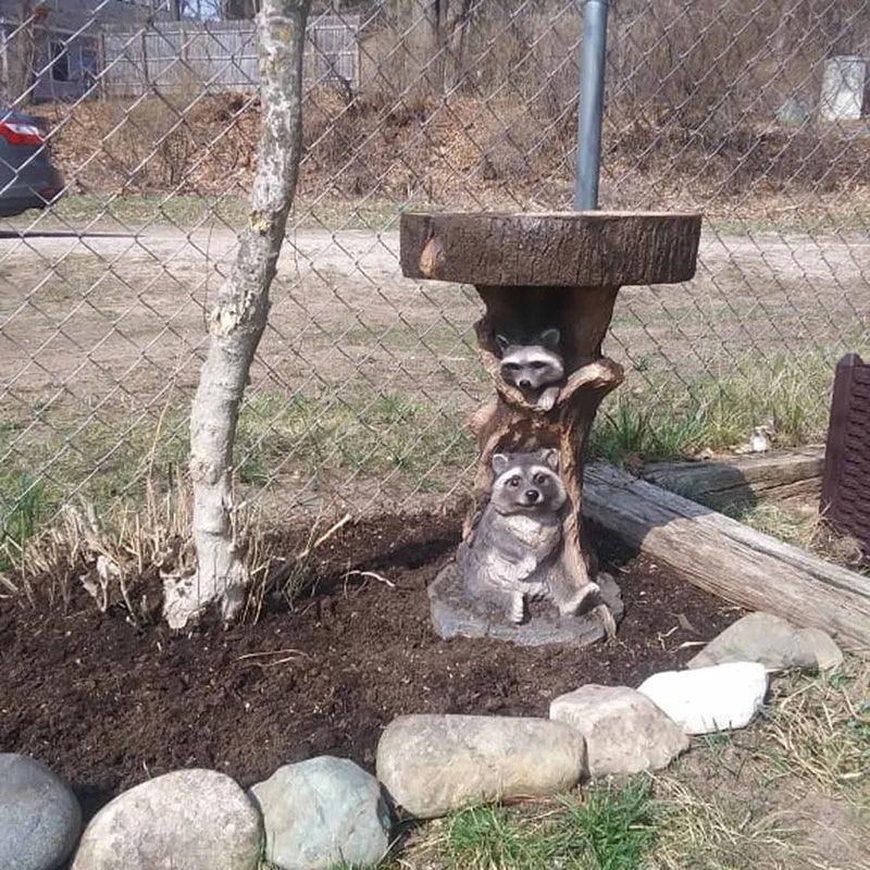 Skanto | Vintage Garten-Vogelbad – Polyresin Waschbär-Design für Outdoor-Charme