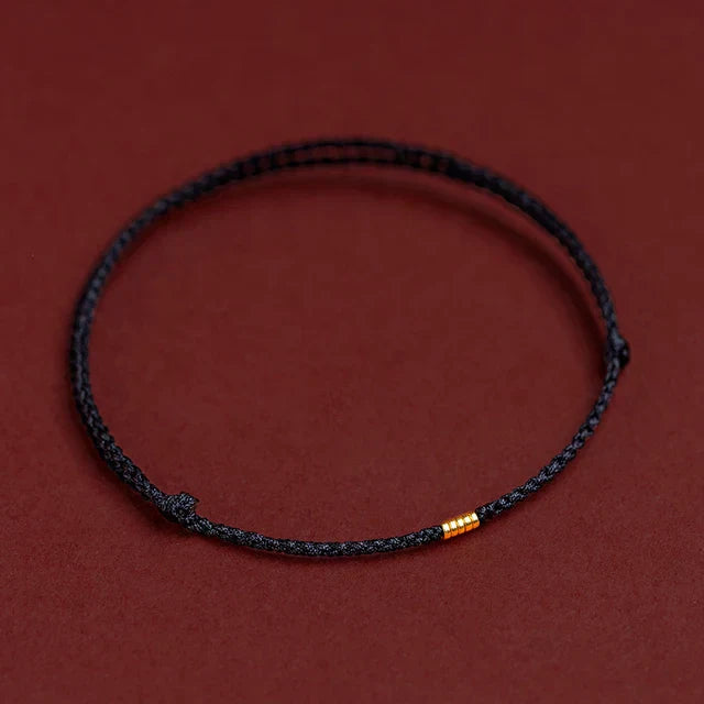 Handgemachtes Armband mit heiliger Segnung