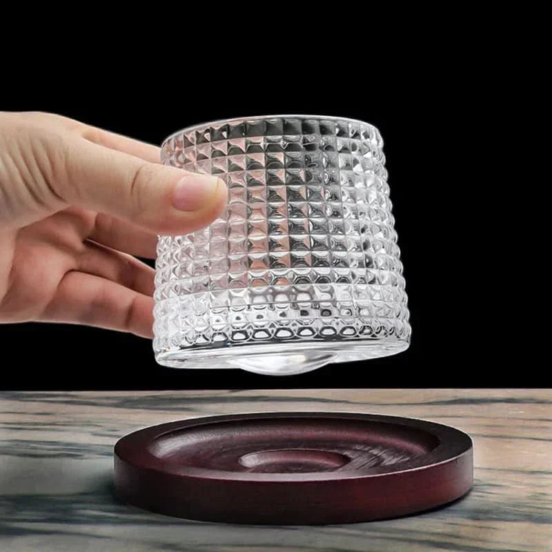 Skanto | Spinnendes japanisches Edo Whiskeyglas-Set