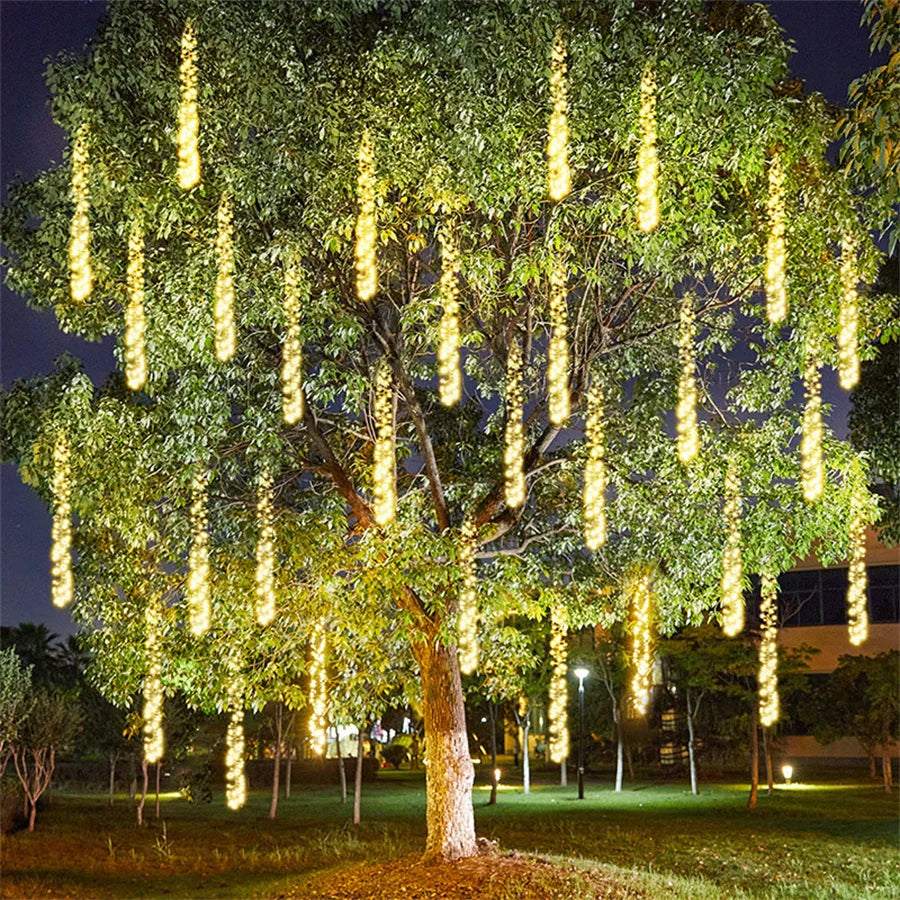 Skanto | Outdoor LED Lichterkette mit Meteor-Effekt