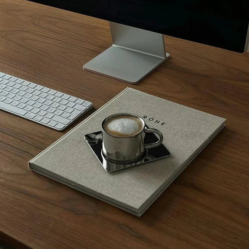 Skanto | Kaffeetasse und Untertasse aus Edelstahl