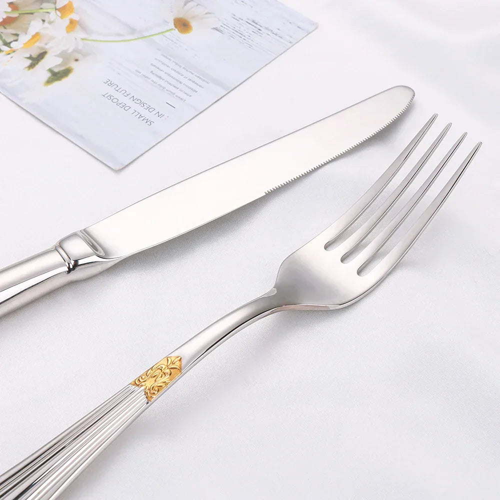 Skanto | Elegantes Besteckset in Gold-Design