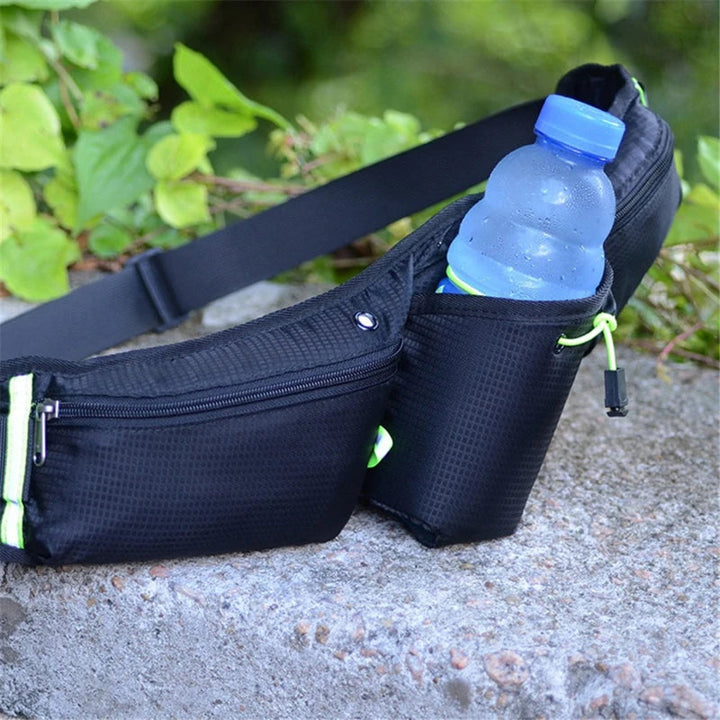Skanto | RunEase Trinkgürtel zum Laufen – Wasserdichte Hüfttasche mit Flaschenhalter und Staufächern