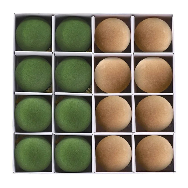 Samt-Weihnachtskugel-Set – Dekorative Kugeln für Baum & Feiertagsdekoration, Eleganter festlicher Akzent 16 Stk. 6cm (2.3 inch)