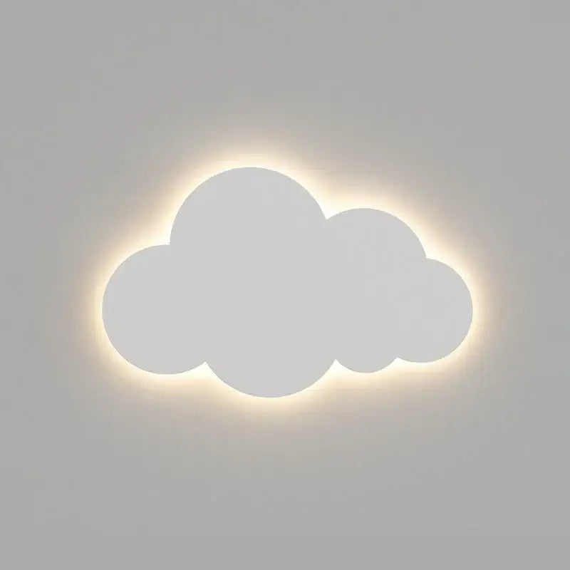 Wolken-Applikation an der Wand