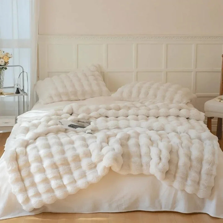 Skanto | FurLuxe | Wendbarer Kunstfell-Überwurf