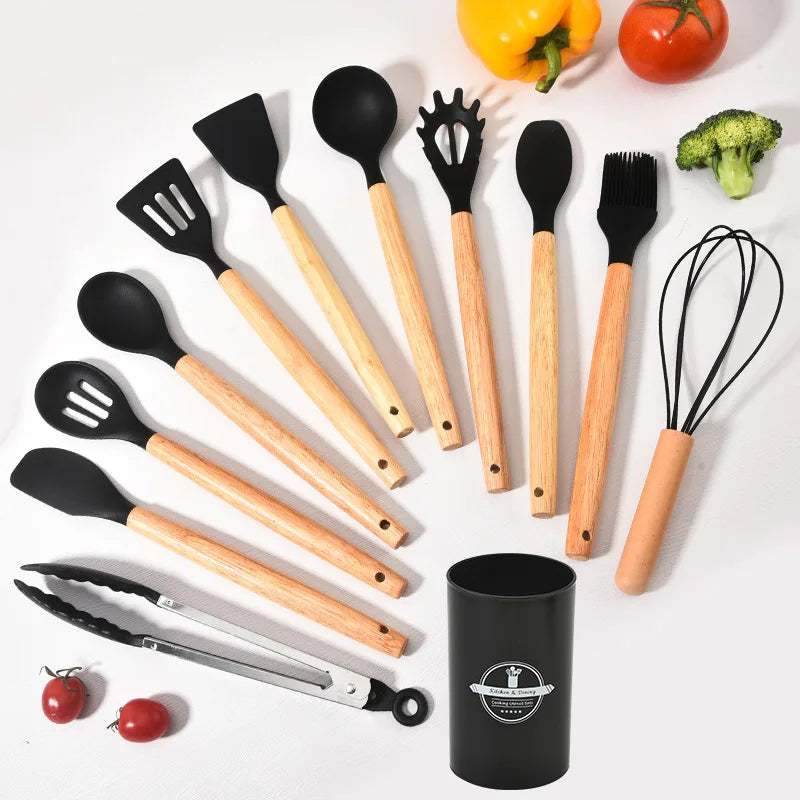 Skanto | Culinora Silikon Küchenutensilien-Set | Hitzebeständig bis 230°C | 12-teilig mit Holzgriffen | Schneebesen, Spatel, Zange & Mehr