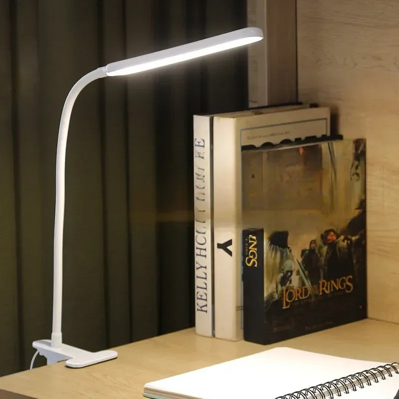 Skanto | LED Klemmleuchte LumaFlex | 3 Lichtfarben & 10 Helligkeitsstufen | USB-betrieben | Flexibler Hals | Augenfreundlich & Dimmbar