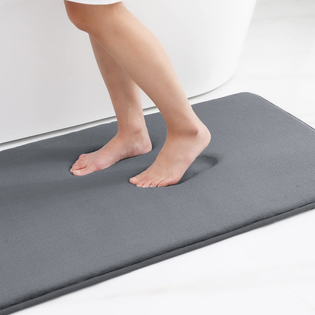 Skanto | Schnell Saugfähige Rutschfeste Memory Foam Badematte