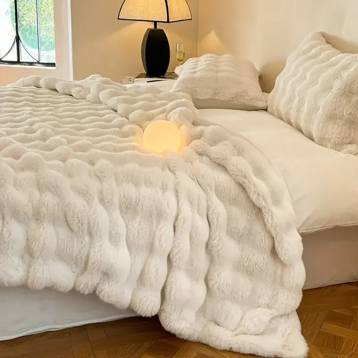 Skanto | FurLuxe | Wendbarer Kunstfell-Überwurf