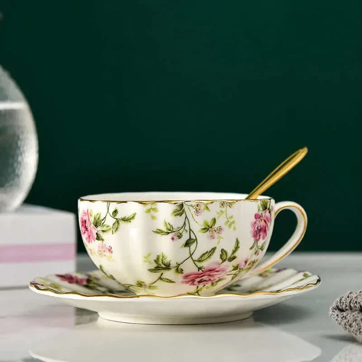 Skanto | Elegante Bone China Porzellan Kaffeetasse – Luxuriöses und einzigartiges Design