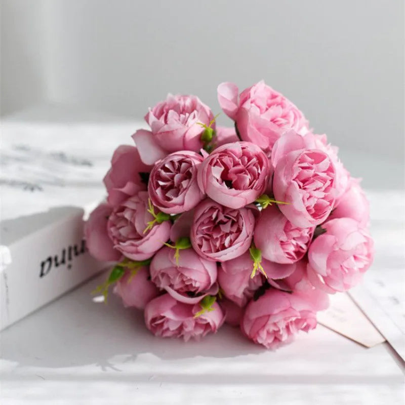 Strauß mit 20 künstlichen Rosen und Pfingstrosen