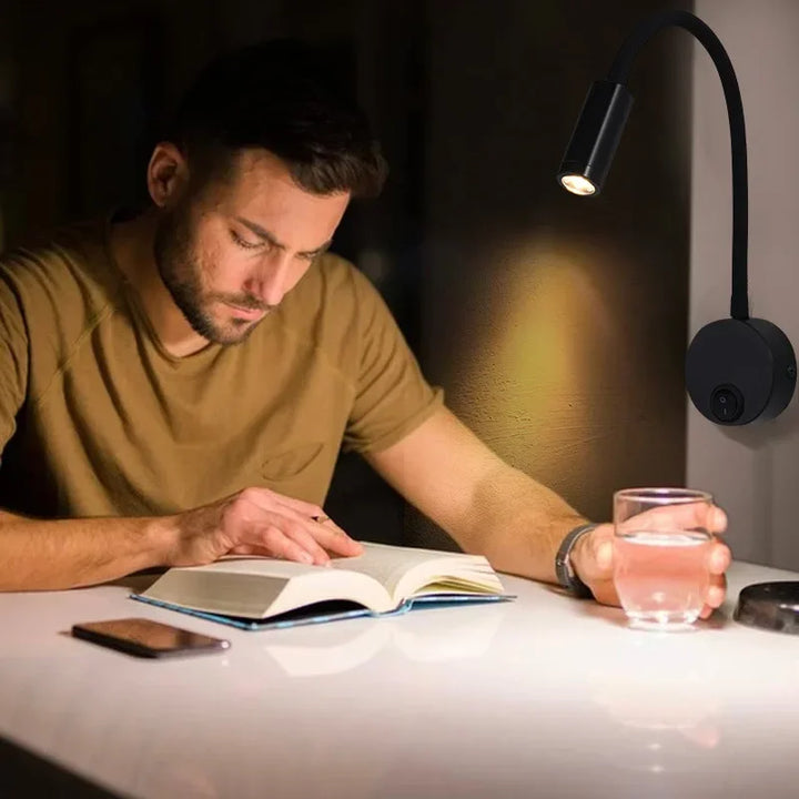 Skanto | Vielseitige LED-Wandleuchte: Modern, flexibel, perfekt für die Bettlektüre