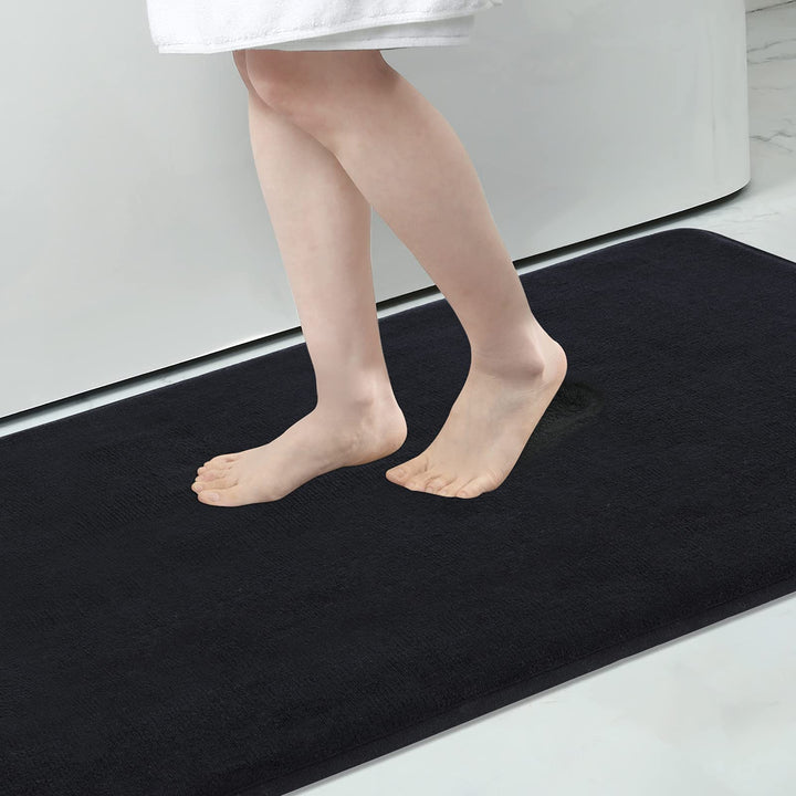 Skanto | Schnell Saugfähige Rutschfeste Memory Foam Badematte