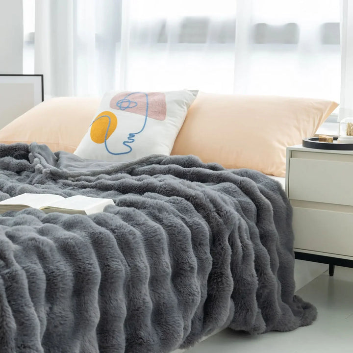 Skanto | PlushCozy | Kunstfell-Winterdecke