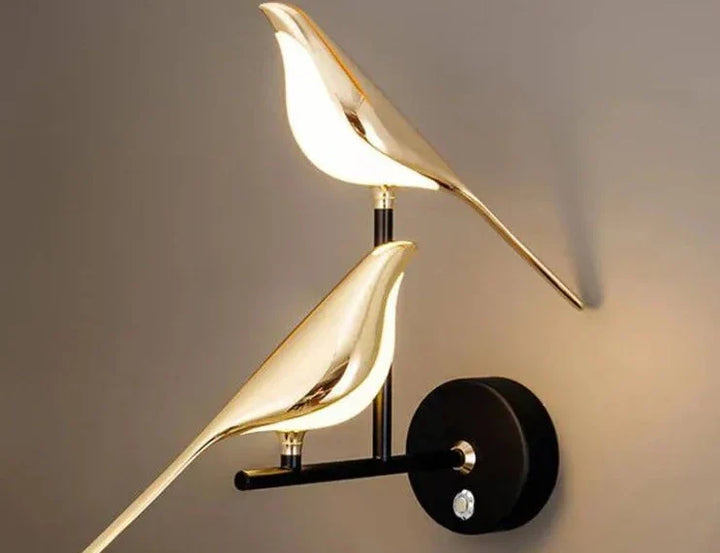 Skanto | BirdGlow – Bezaubernde Vogel-Wandleuchte für sanftes, fesselndes Licht