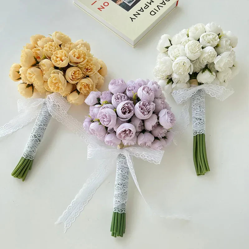 Strauß mit 20 künstlichen Rosen und Pfingstrosen