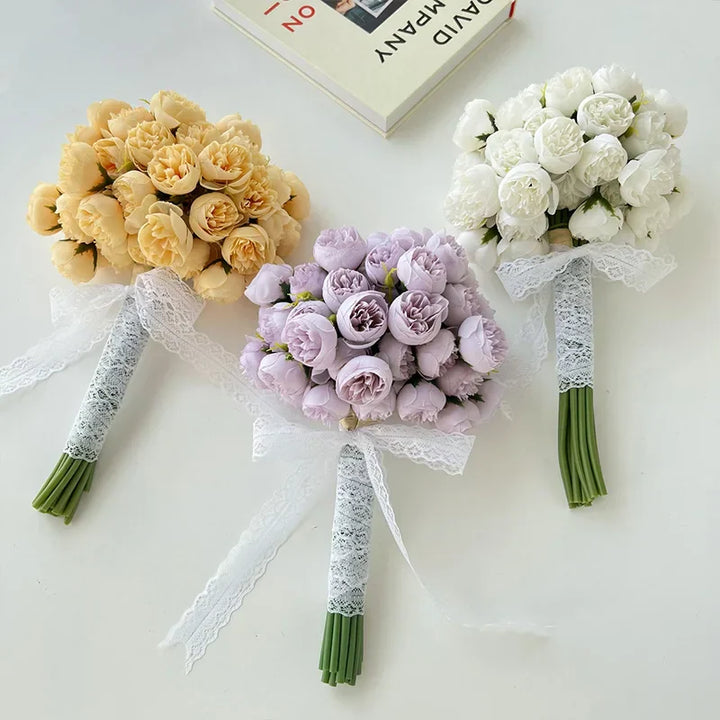 Strauß mit 20 künstlichen Rosen und Pfingstrosen