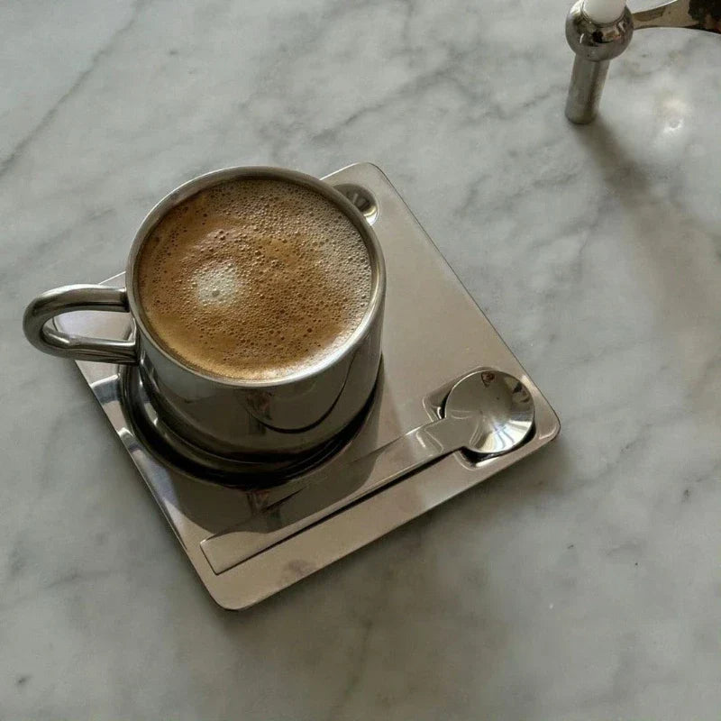 Skanto | Kaffeetasse und Untertasse aus Edelstahl