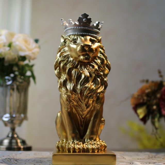 Skanto Tierfigur Harz Kronenlöwen-Statue Handgemachtes Kunstwerk Geschenk Home Office Dekor Ornament Wohnzimmer Schreibtisch Heimdekoration