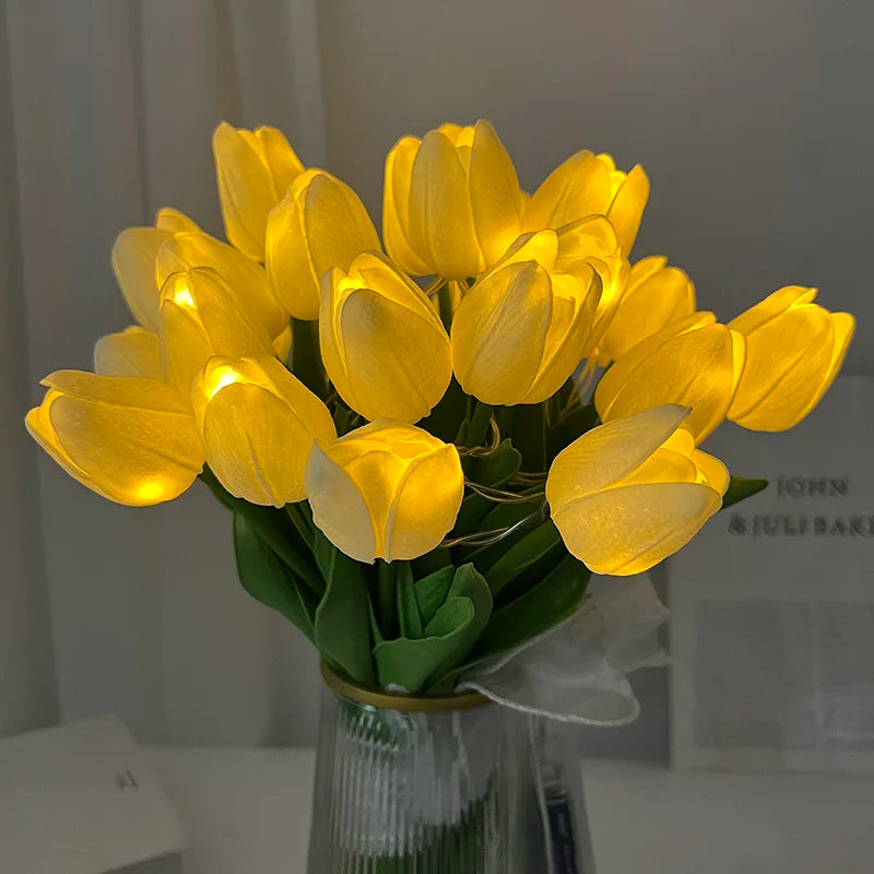 Skanto | LED-Lampe mit künstlichem Tulpenstrauß perfekt für Geschenke oder Hochzeitsfeier-Heimdekoration