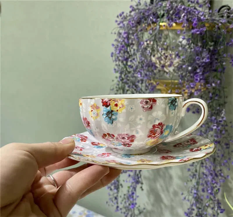 Skanto | Elegante Bone China Porzellan Kaffeetasse – Luxuriöses und einzigartiges Design
