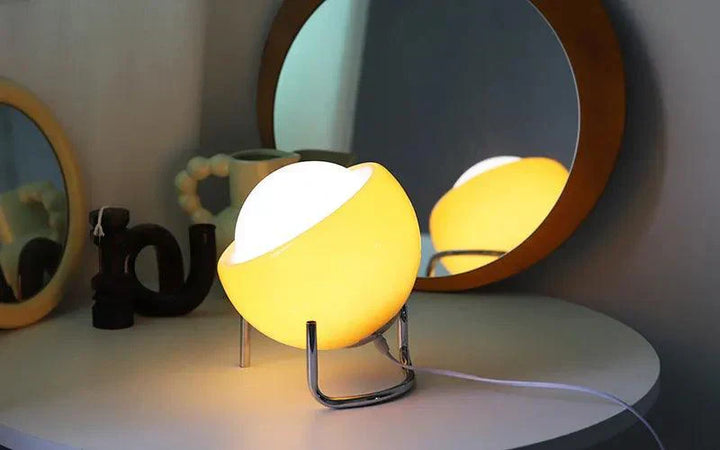 Skanto | Nordische Leuchte – Einzigartige Retro-Schreibtischlampe