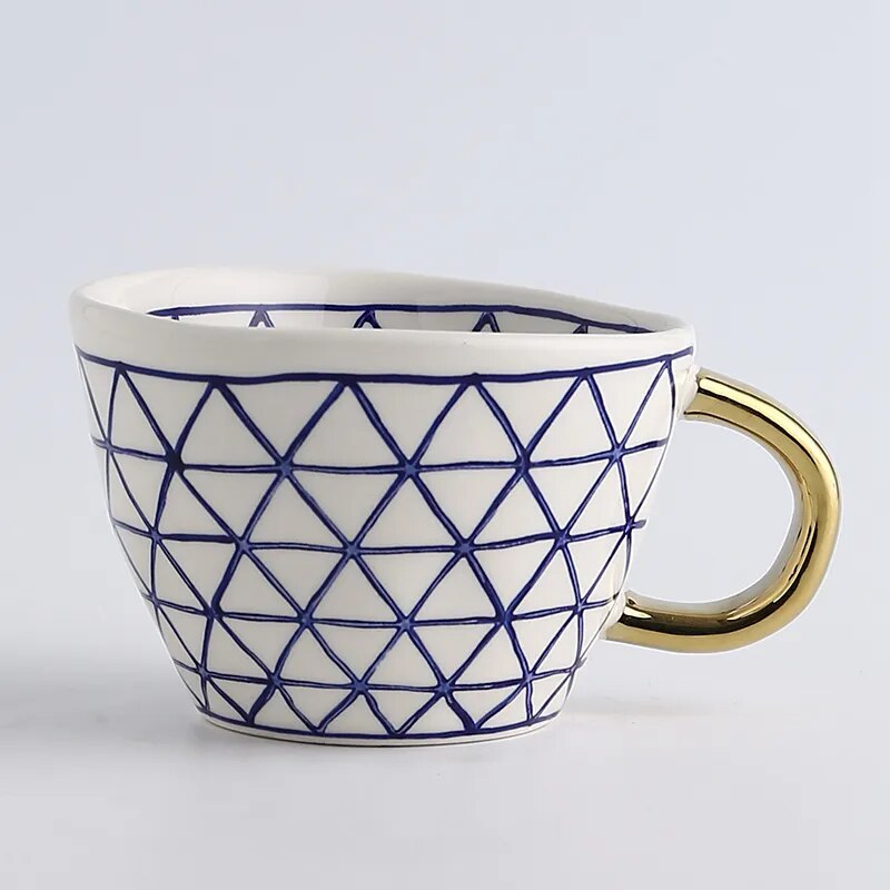 Skanto | GeoMug Designer-Taschen & Tassen | Stilvolle Keramik | Moderne geometrische Muster