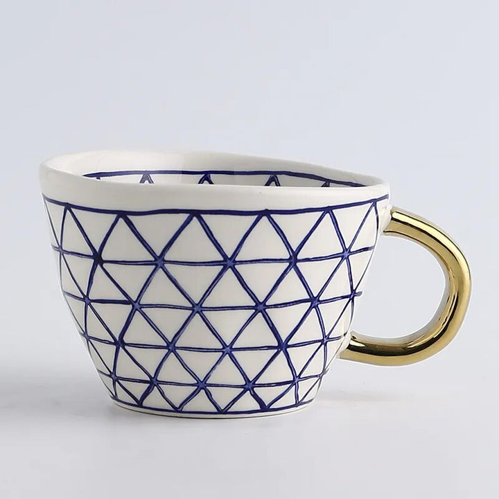Skanto | GeoMug Designer-Taschen & Tassen | Stilvolle Keramik | Moderne geometrische Muster