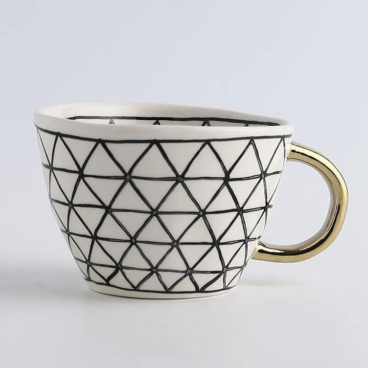 Skanto | GeoMug Designer-Taschen & Tassen | Stilvolle Keramik | Moderne geometrische Muster