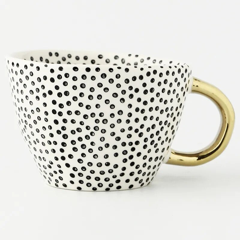 Skanto | GeoMug Designer-Taschen & Tassen | Stilvolle Keramik | Moderne geometrische Muster