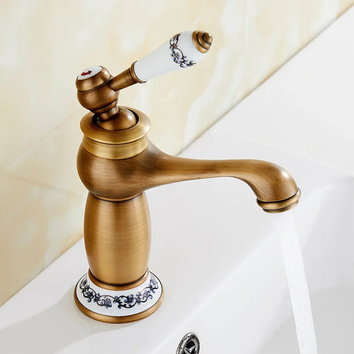 HeritageFlow – Vintage Bronze Wasserhahn mit Porzellangriff Skanto