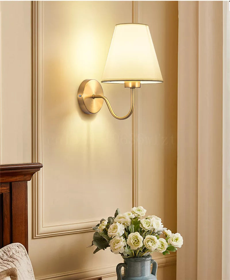 Skanto | RusticGlow - Wandlampe im amerikanischen Stil aus Stoff
