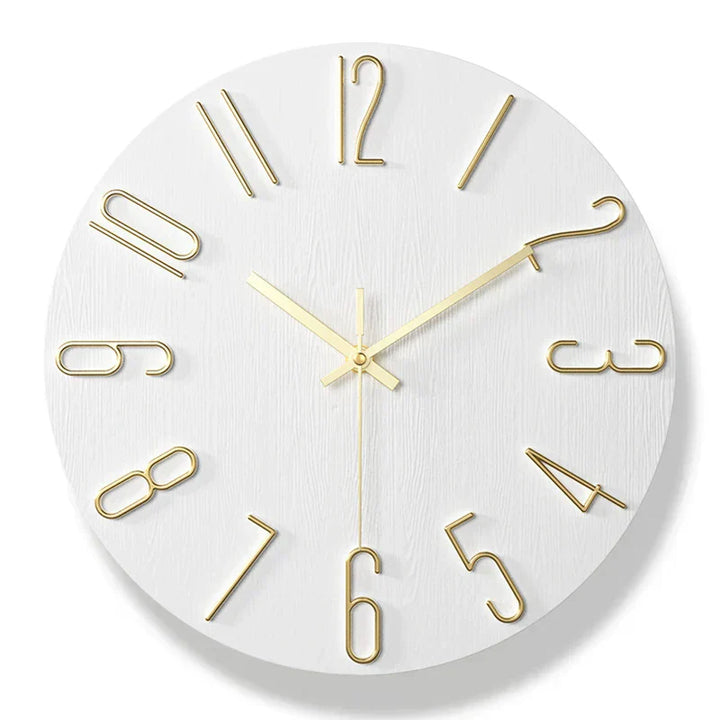 Wanduhr aus Holz im skandinavischen Stil