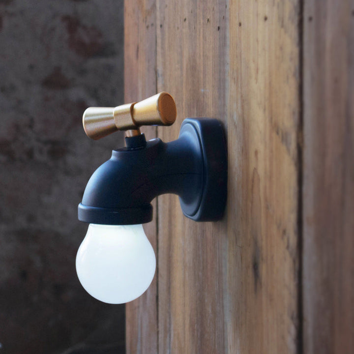 Skanto | Moderne kreative Wasserhahn ABS PC USB LED Nachtlicht Wandlampe