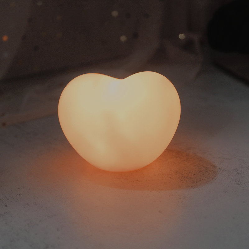 Skanto | LuvSphere Silikon-LED-Nachtlicht | Herzförmiges Design | Tischlampe | Warmes Umgebungslicht | Dekorativ