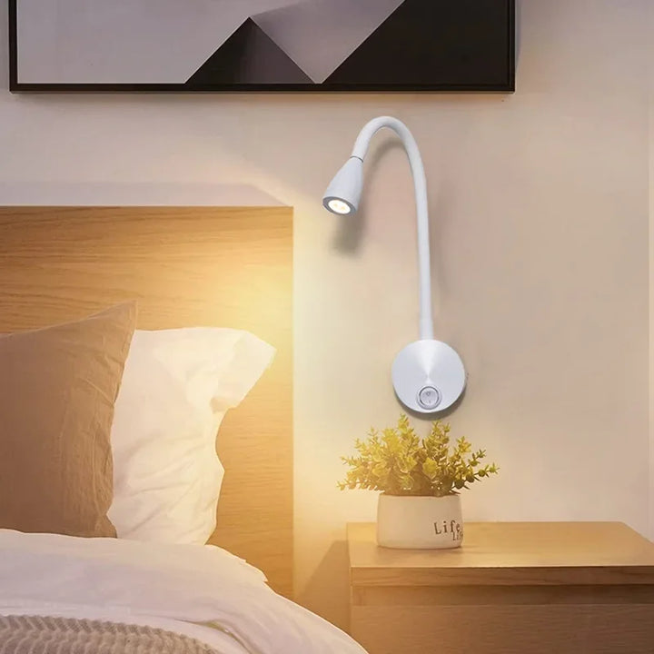 Skanto | Vielseitige LED-Wandleuchte: Modern, flexibel, perfekt für die Bettlektüre