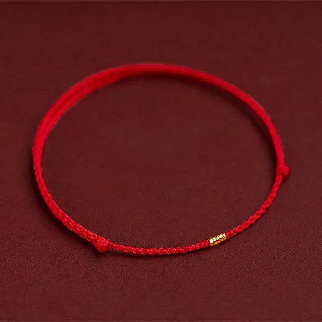 Handgemachtes Armband mit heiliger Segnung