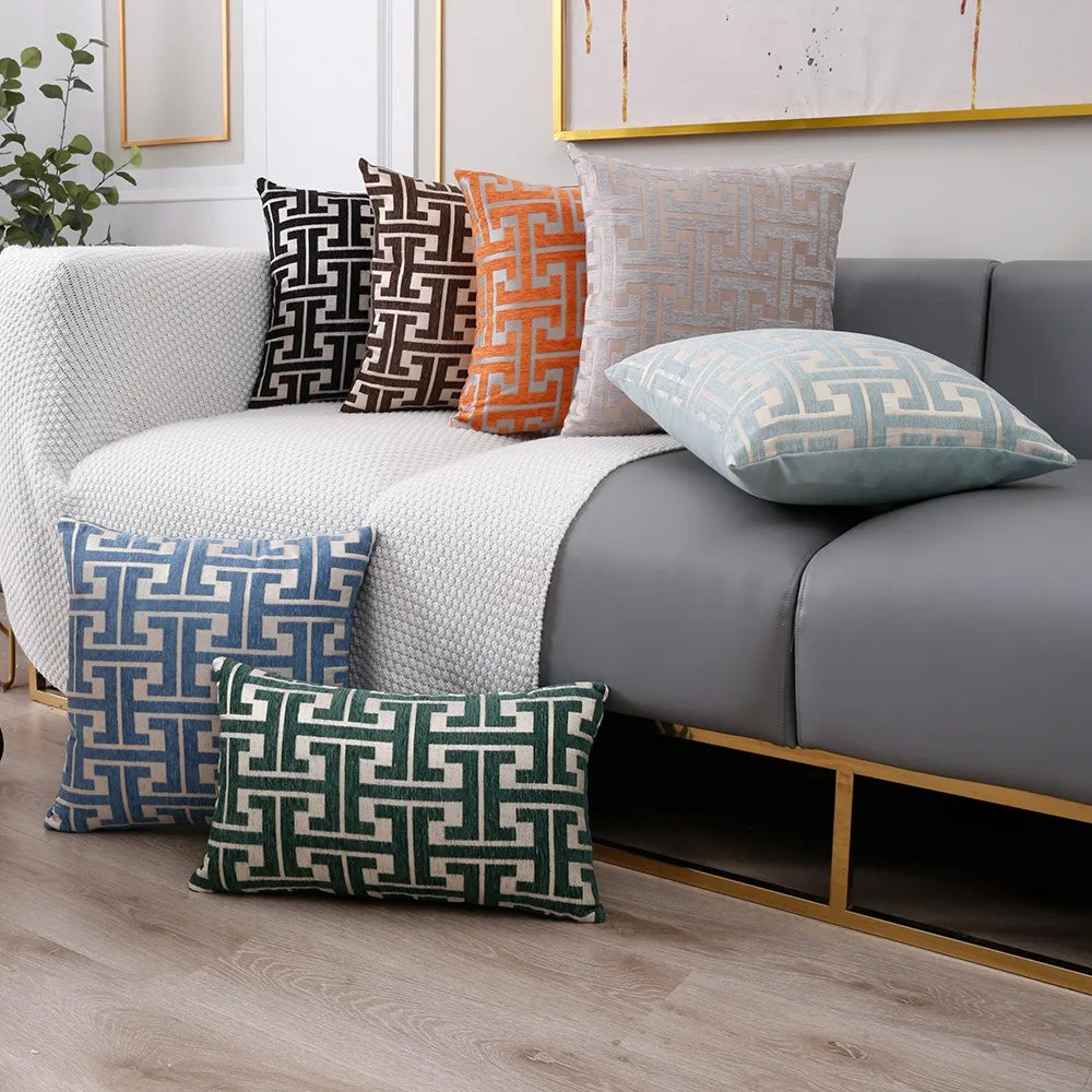 Skanto | Bestickter Kissenbezug für Sofa und Wohnzimmer