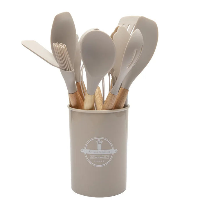 Skanto | Culinora Silikon Küchenutensilien-Set | Hitzebeständig bis 230°C | 12-teilig mit Holzgriffen | Schneebesen, Spatel, Zange & Mehr